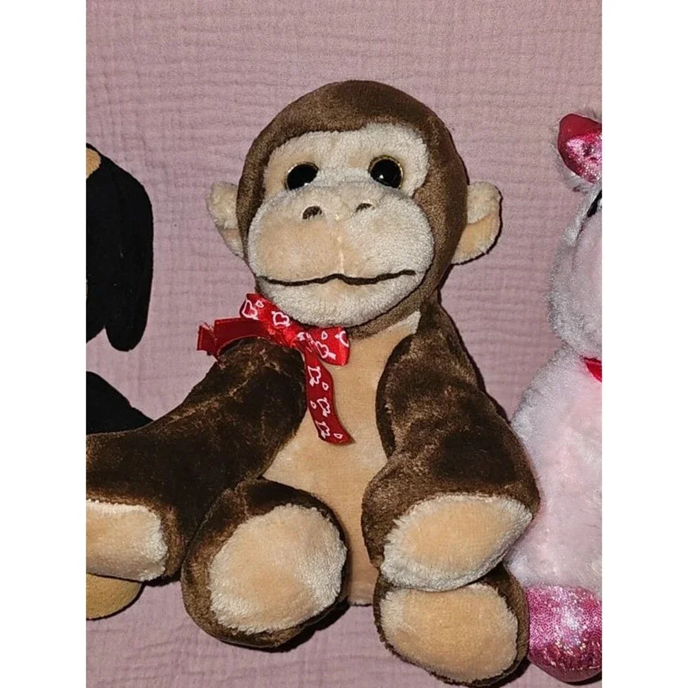 Stuffed animal bundle